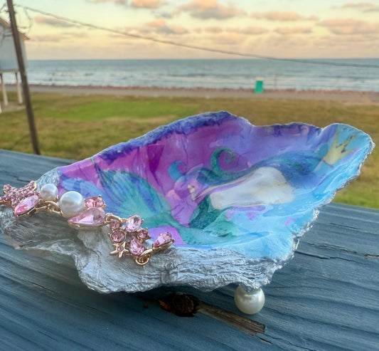 Handmade Mermaid Oyster Shell Trinket Dish with Pearl & Starfish Accents