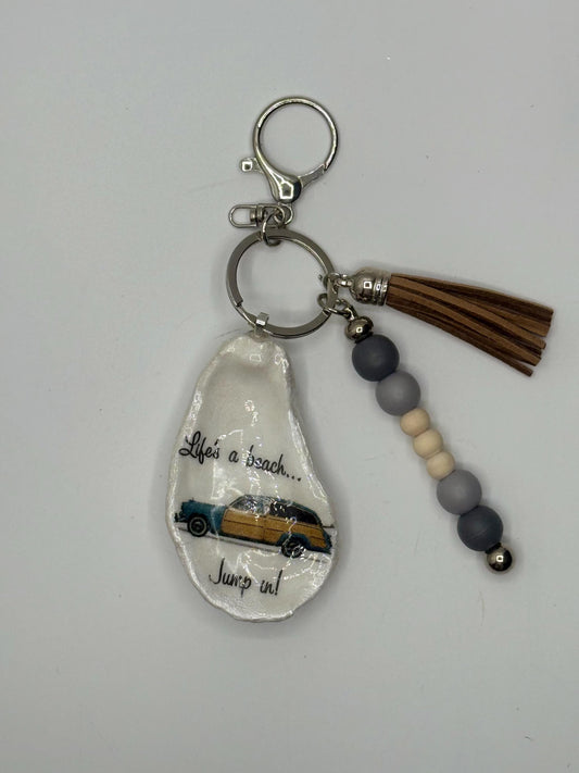 Handmade Oyster Shell Keychain – Surf Car Beach Design