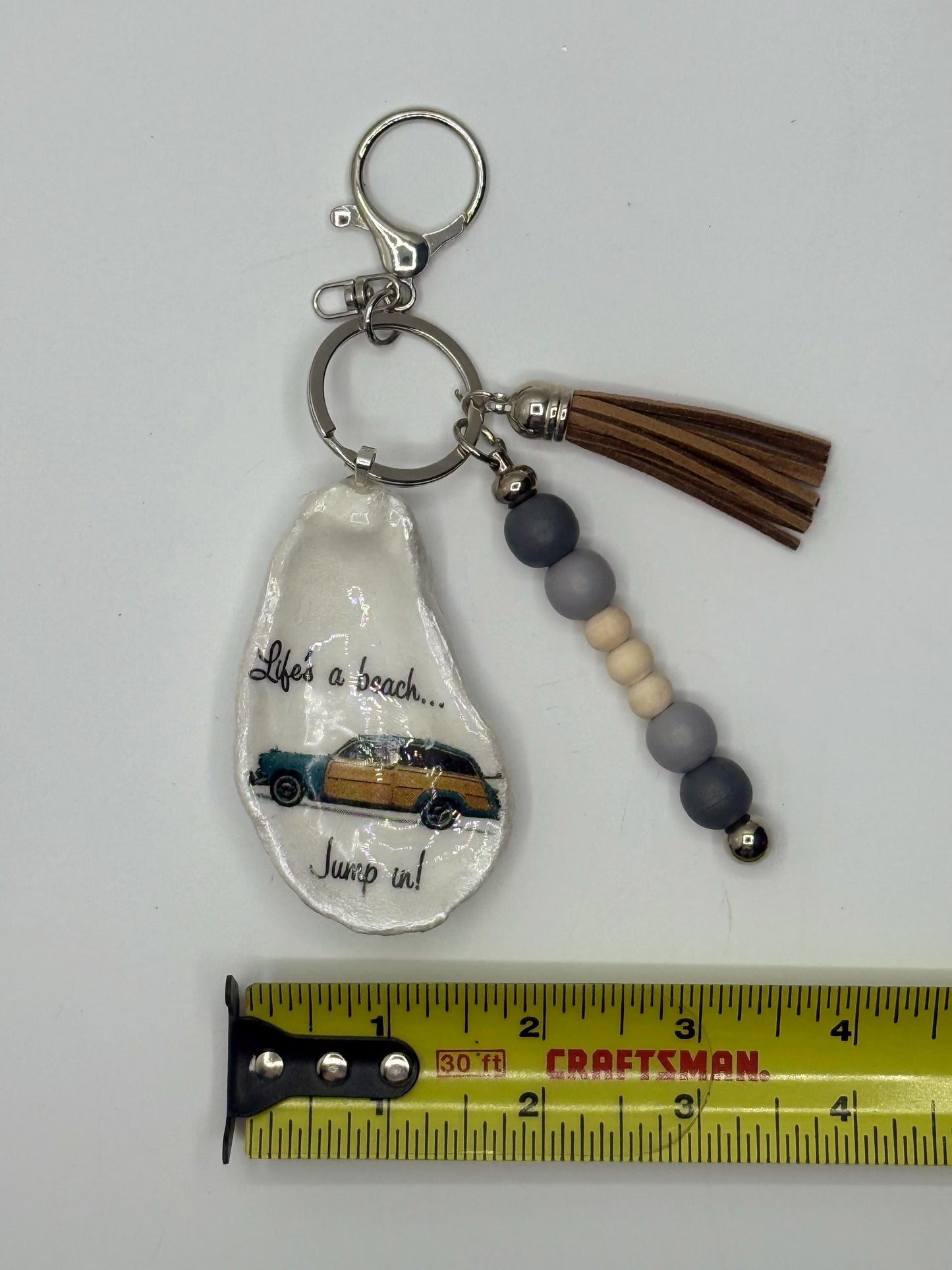 Handmade Oyster Shell Keychain – Surf Car Beach Design